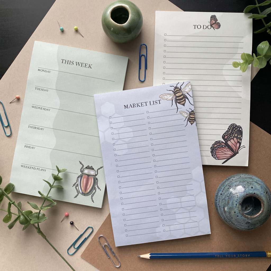 BUGS AND BUTTERFLIES NOTE PAD TRIO